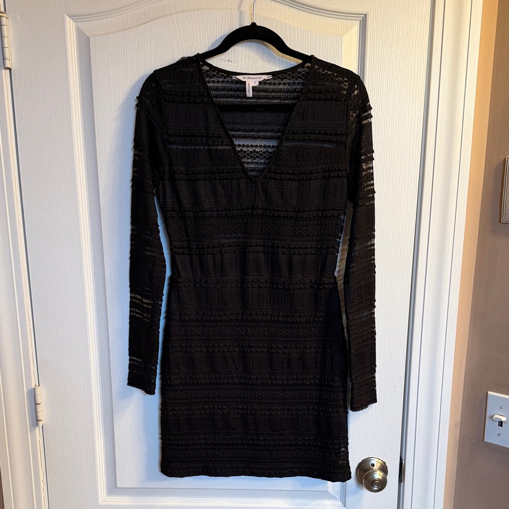 BCBGeneration Black Long-Sleeve Lace V-Neck Bodycon Dress